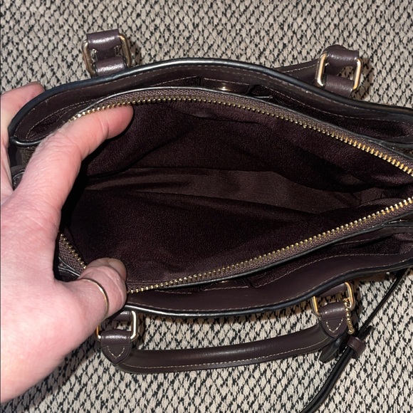 Coach Brown Crossbody Bag with Floral Design measurements in photos - Picture 5 of 13